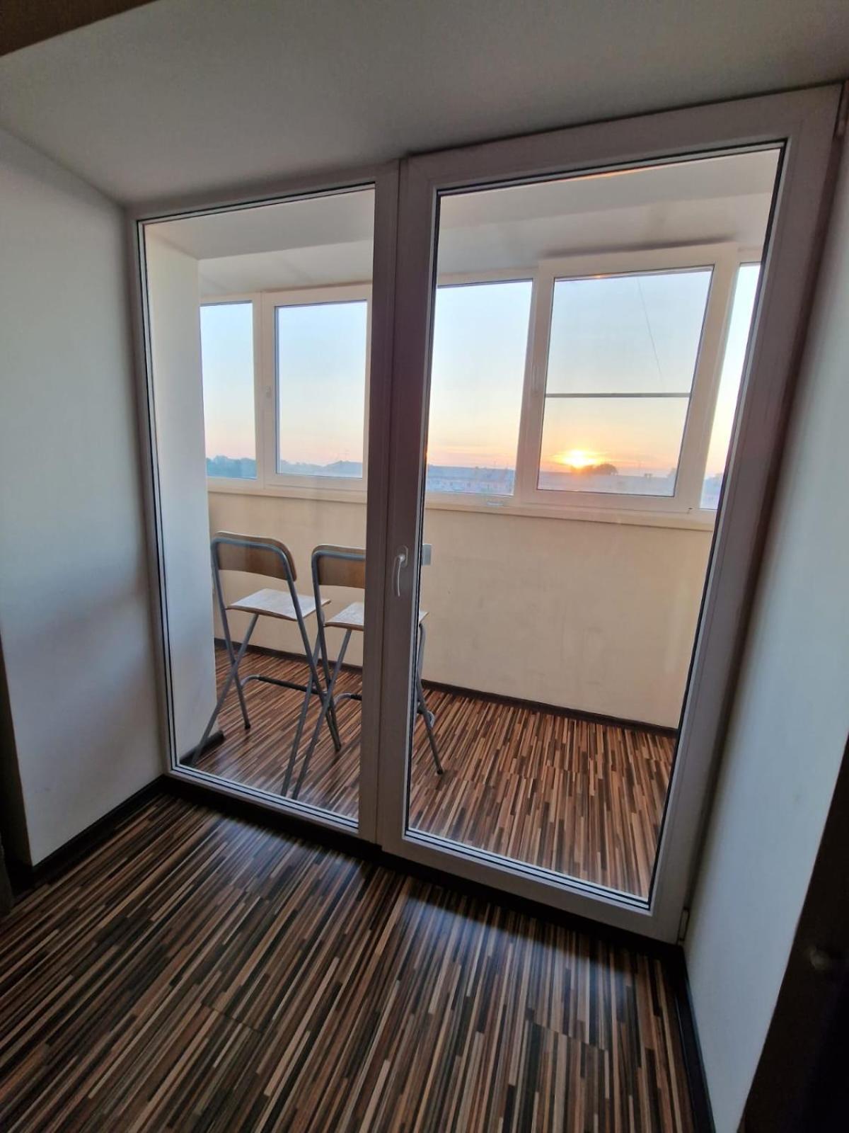 Apartment On Republic Square Uszty-Kamenogorszk Kültér fotó